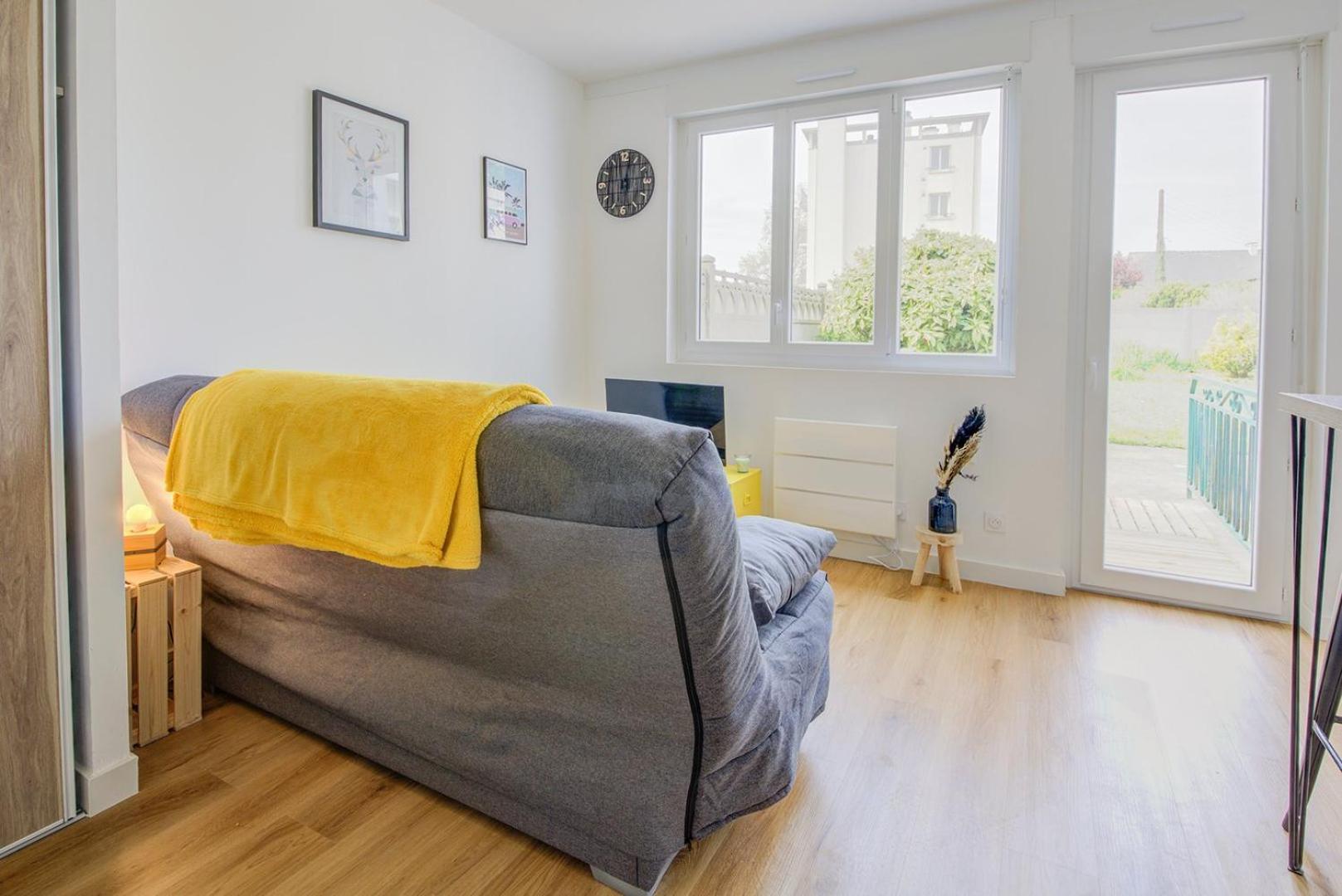 Le Yellow, Studio Renove, Tout Confort, Jardin Apartment Saint-Jacques-de-la-Lande Exterior photo